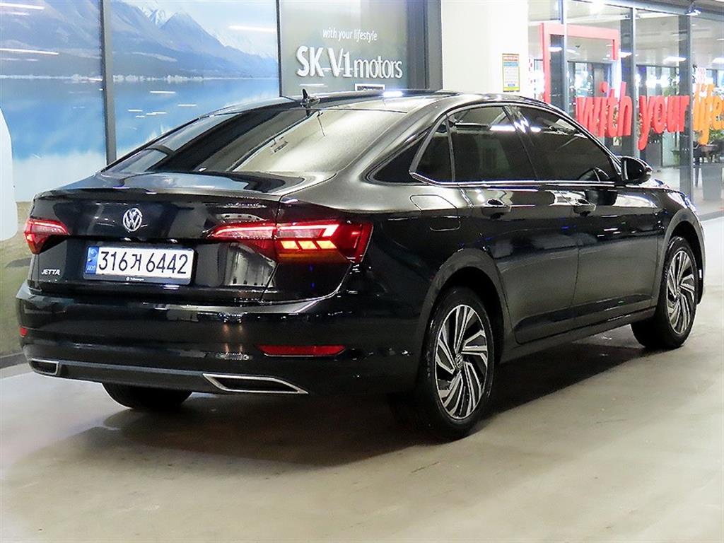 Volkswagen Jetta - Vista 4