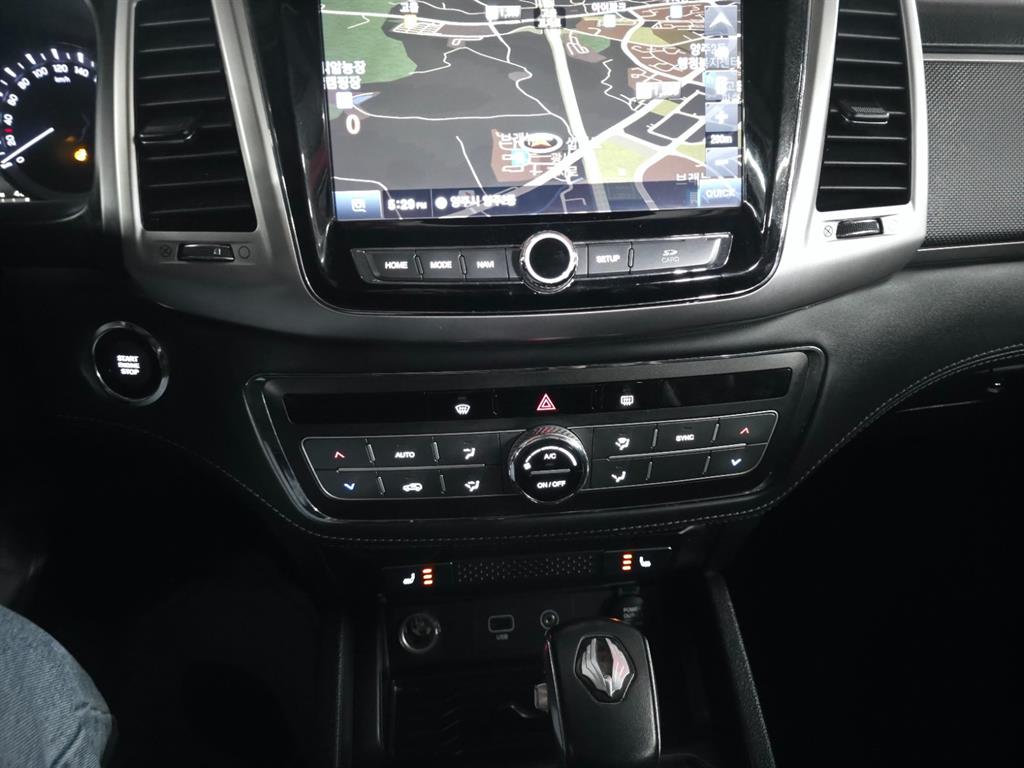 Ssangyong Rexton - Vista 12