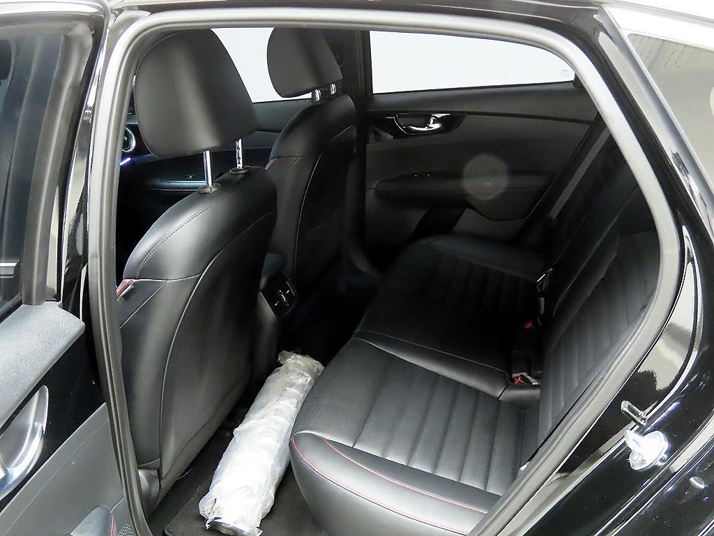 KIA K3 2024 Negro - Importación desde Corea - HF Imports Iquique - Foto 16