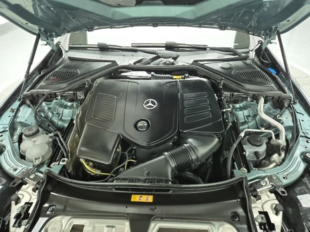 Mercedes Benz E class - Vista 5