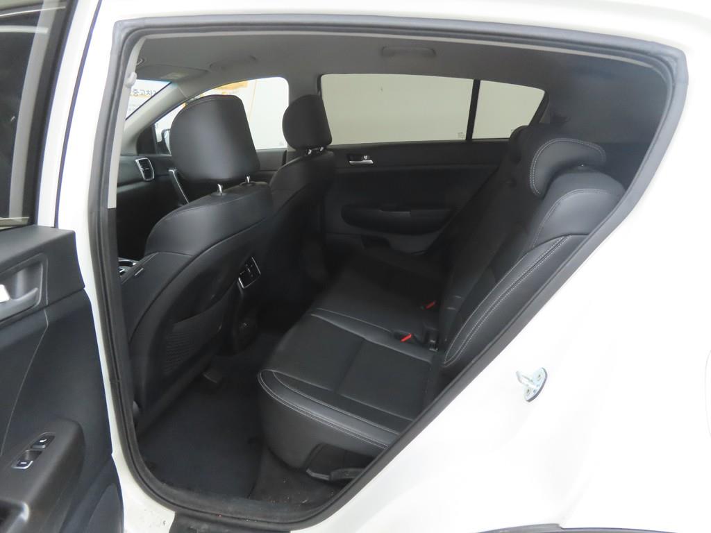 KIA Sportage - Vista 6