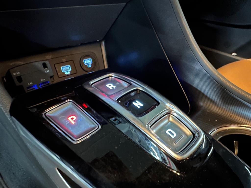 HYUNDAI Sonata - Vista 7