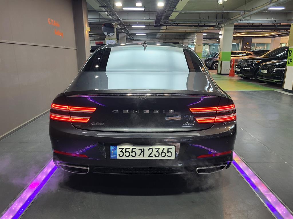 Genesis G80 - Vista 5