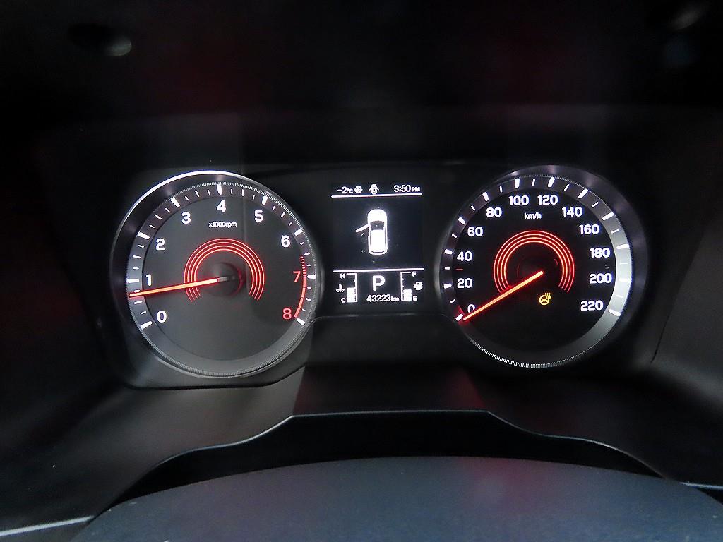 Ssangyong Korando - Vista 9