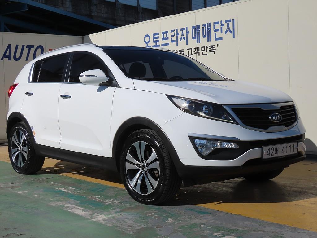 KIA Sportage 2012 Blanco - Importación desde Corea - HF Imports Iquique - Foto 1