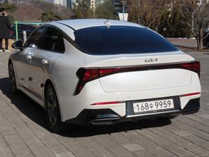 KIA K5 - Vista 8