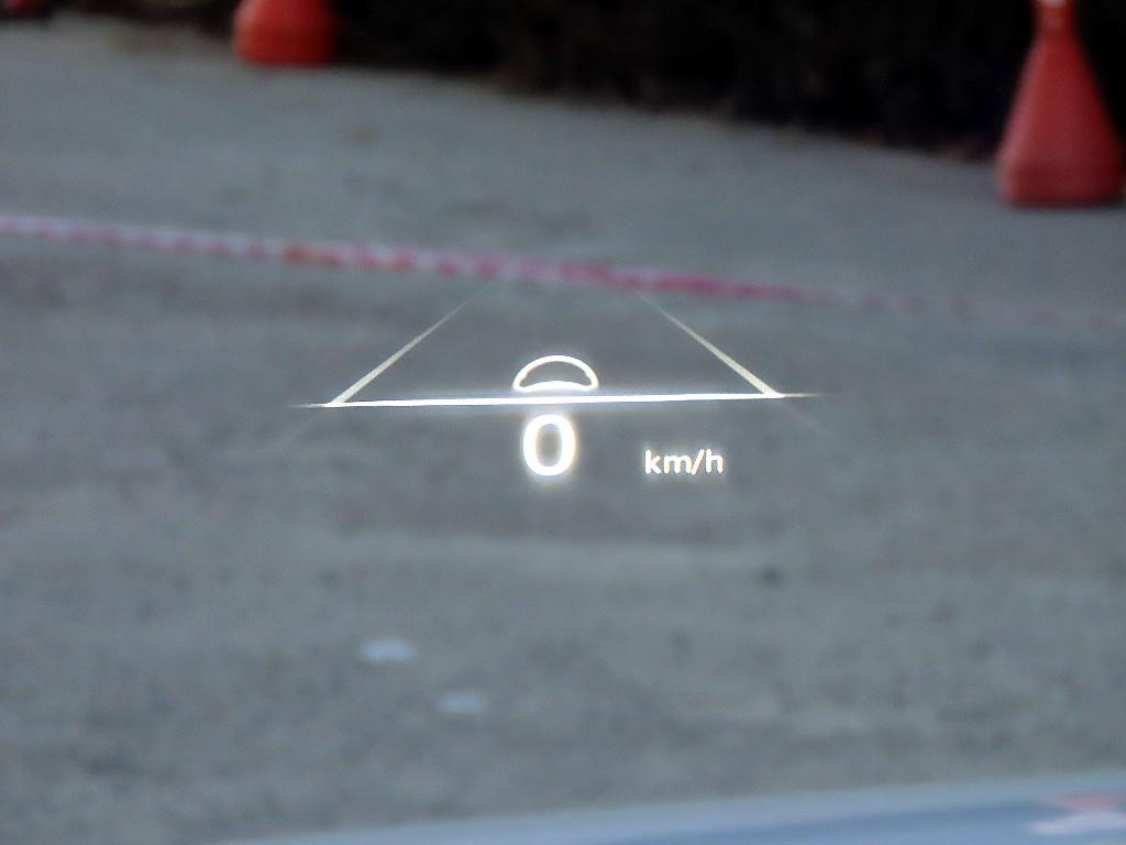 Genesis GV70 - Vista 10