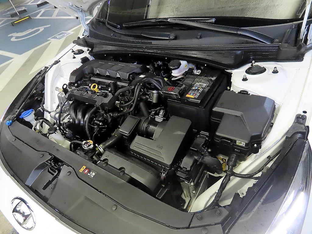 HYUNDAI Avante 2023 Blanco - Importación desde Corea - HF Imports Iquique - Foto 19