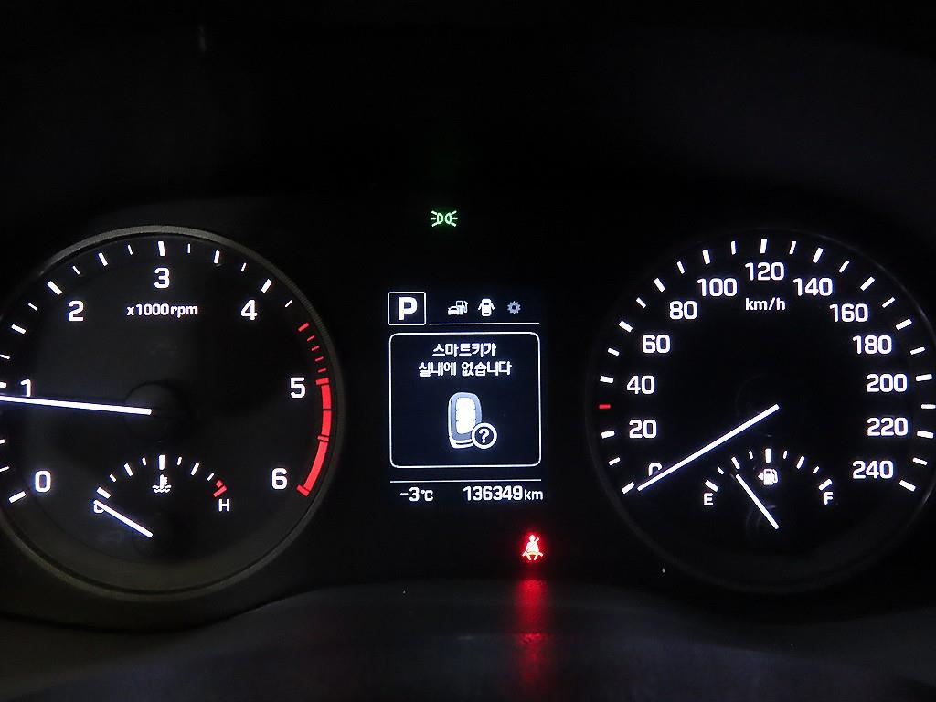 HYUNDAI Tucson - Vista 9