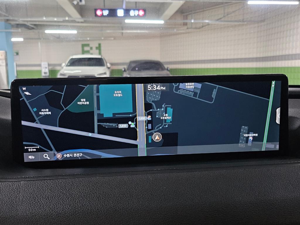 Genesis G80 - Vista 12