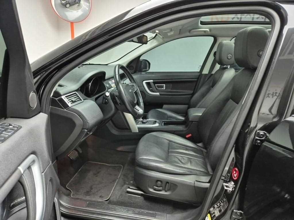 Land Rover Discovery Sports - Vista 11