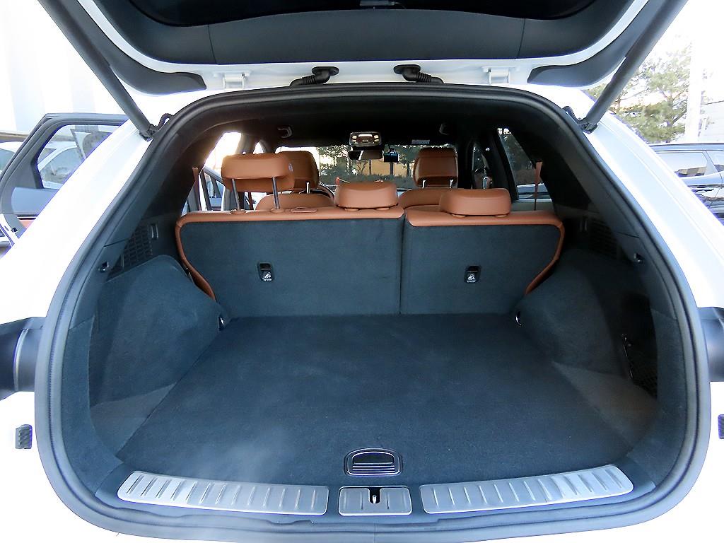 Genesis GV70 2024 Blanco - Importación desde Corea - HF Imports Iquique - Foto 16