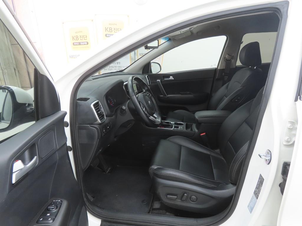 KIA Sportage - Vista 5