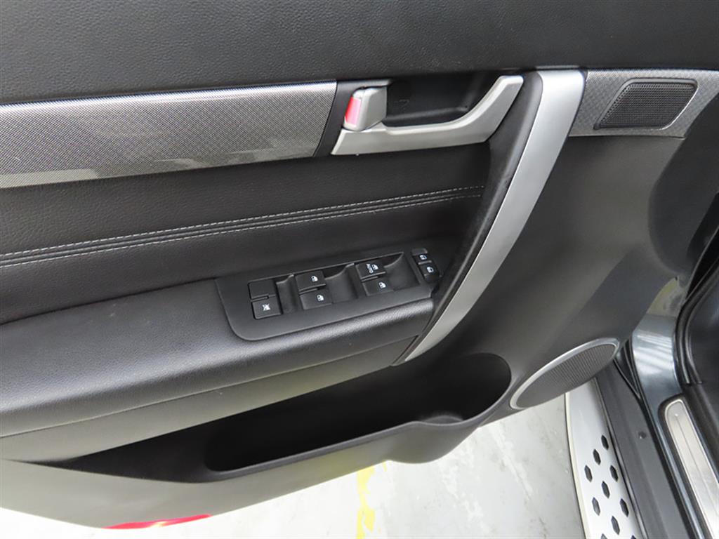 Chevrolet Captiva 2016 Gris - Importación desde Corea - HF Imports Iquique - Foto 13