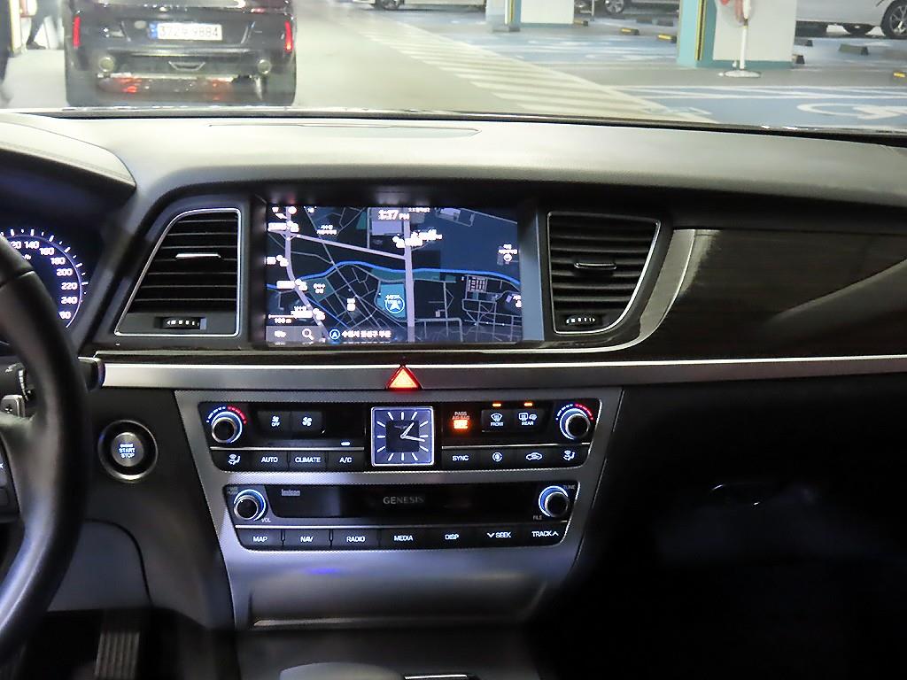 Genesis G80 - Vista 11