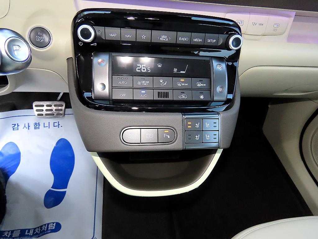 HYUNDAI Casper - Vista 11