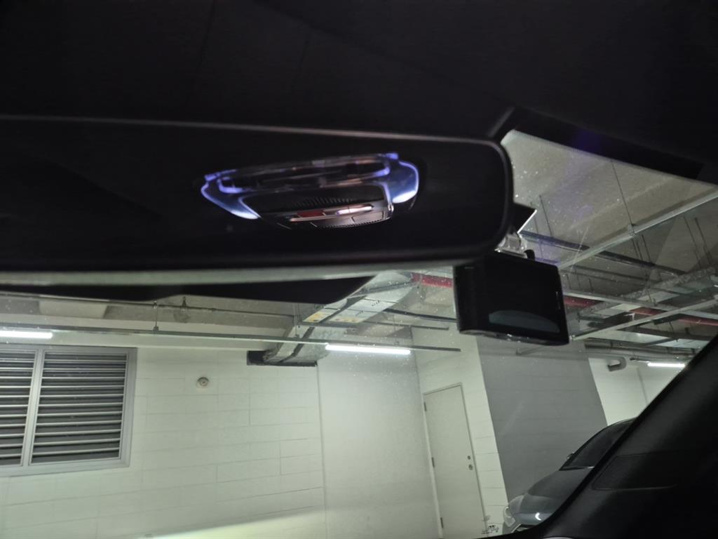 HYUNDAI Ioniq 6 - Vista 11