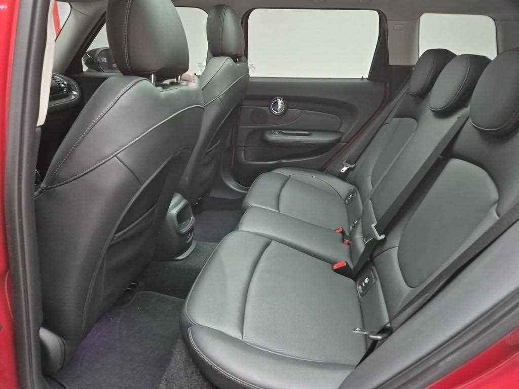 Mini Clubman - Vista 12