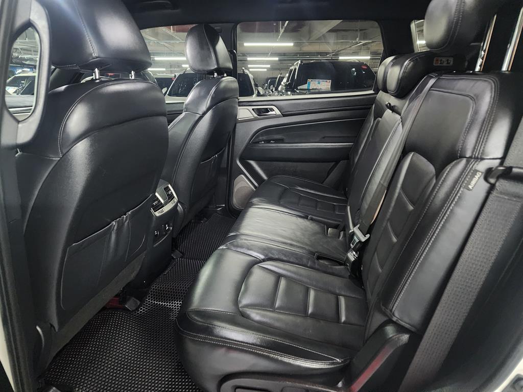 Ssangyong Rexton - Vista 5