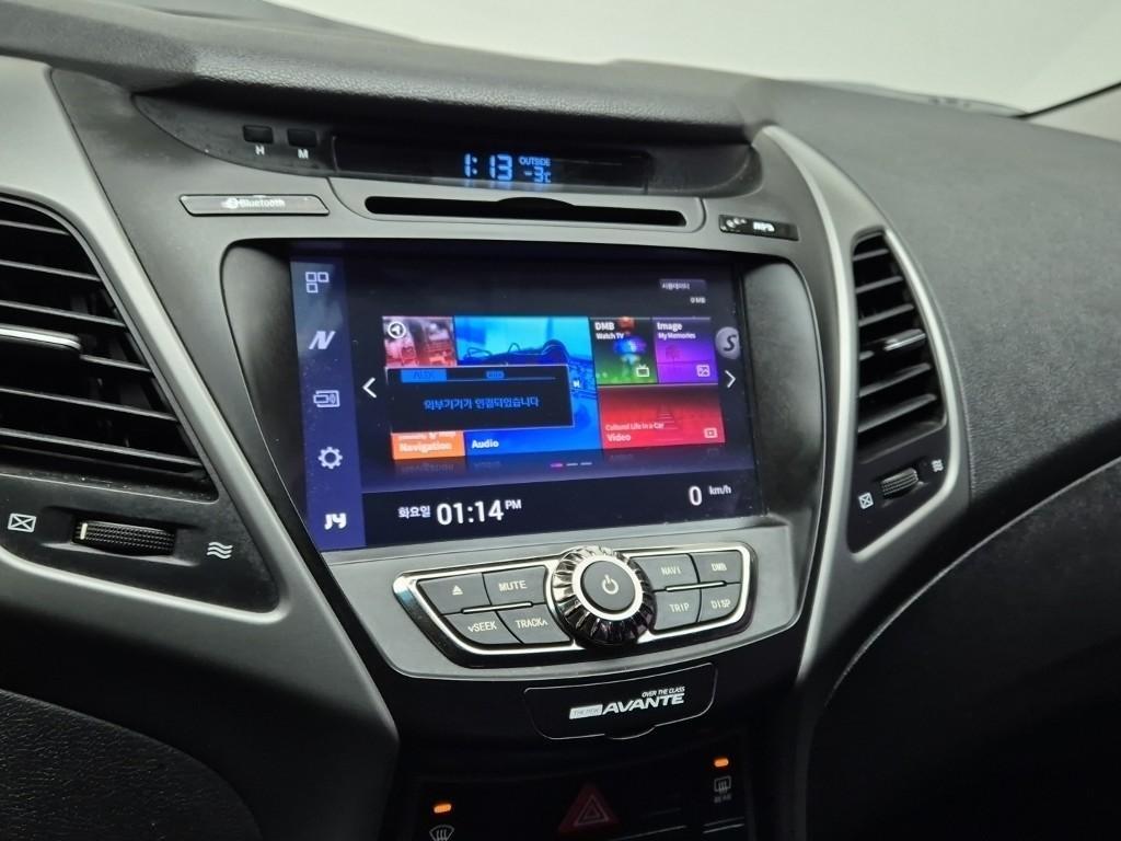 HYUNDAI Avante 2014 Plateado - Importación desde Corea - HF Imports Iquique - Foto 13