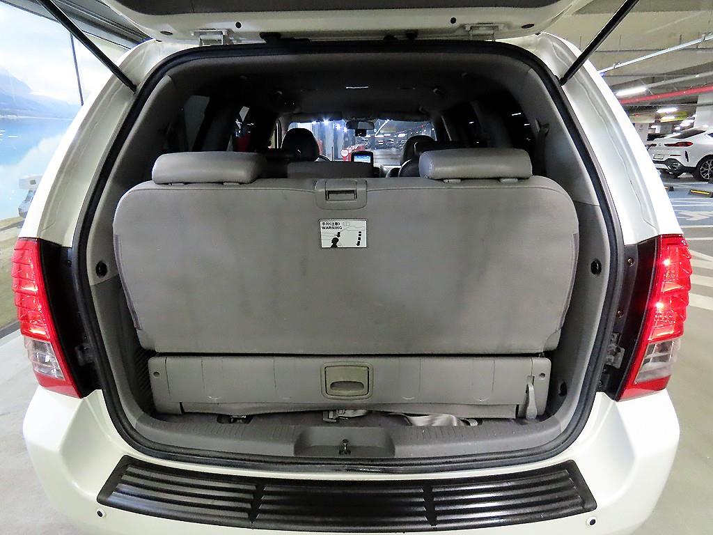 KIA Carnival 2010 Blanco - Importación desde Corea - HF Imports Iquique - Foto 17