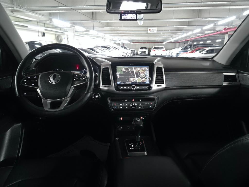 Ssangyong Rexton - Vista 10