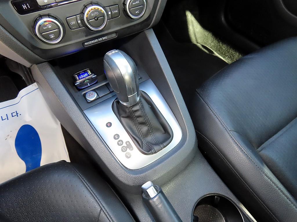 Volkswagen Jetta - Vista 10