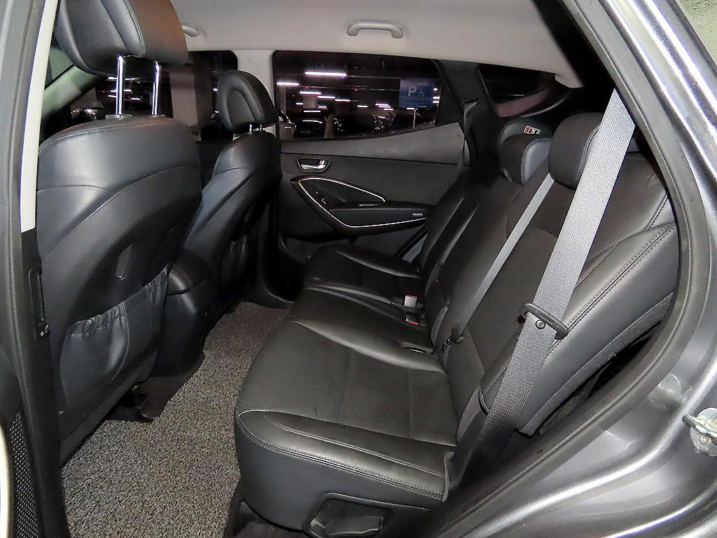 HYUNDAI Santa Fe - Vista 7