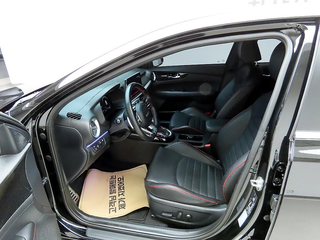 KIA K3 2024 Negro - Importación desde Corea - HF Imports Iquique - Foto 15