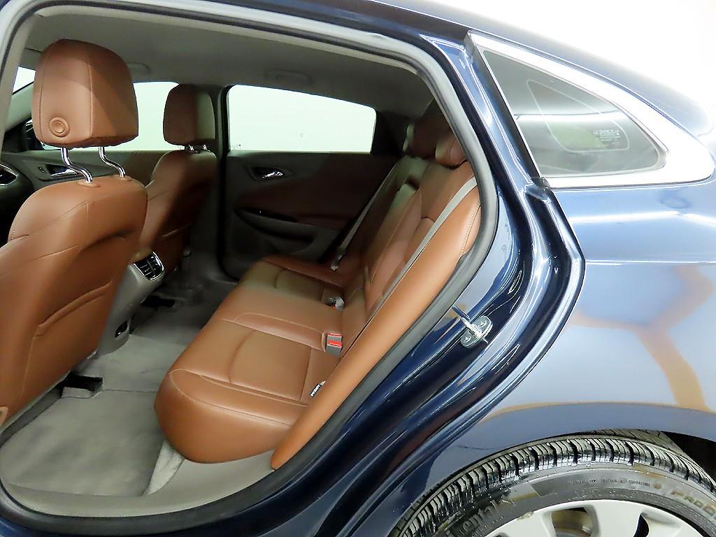 Chevrolet Malibu - Vista 6