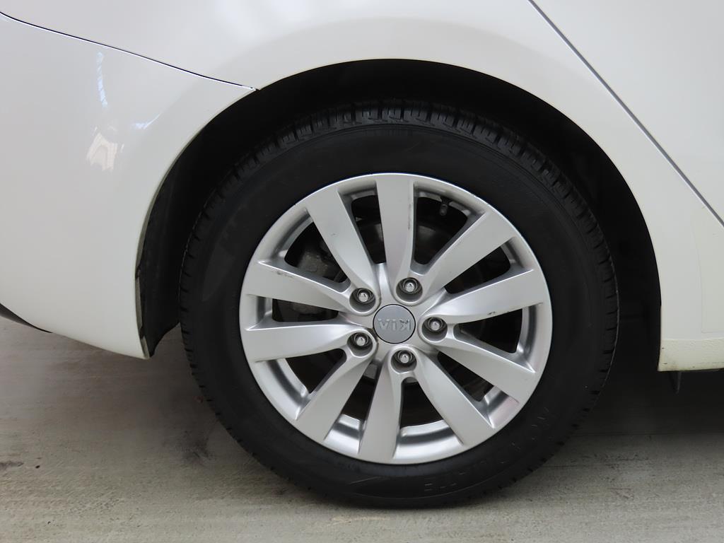 KIA K3 2015 Blanco - Importación desde Corea - HF Imports Iquique - Foto 20