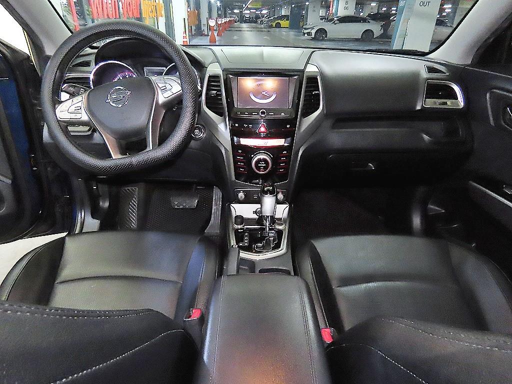 Ssangyong Tivoli - Vista 10