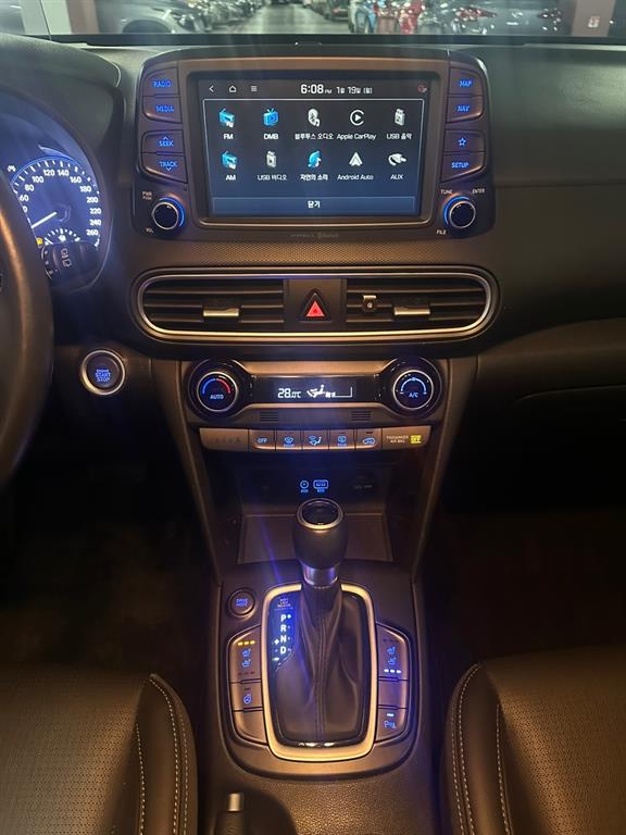 HYUNDAI Kona - Vista 6