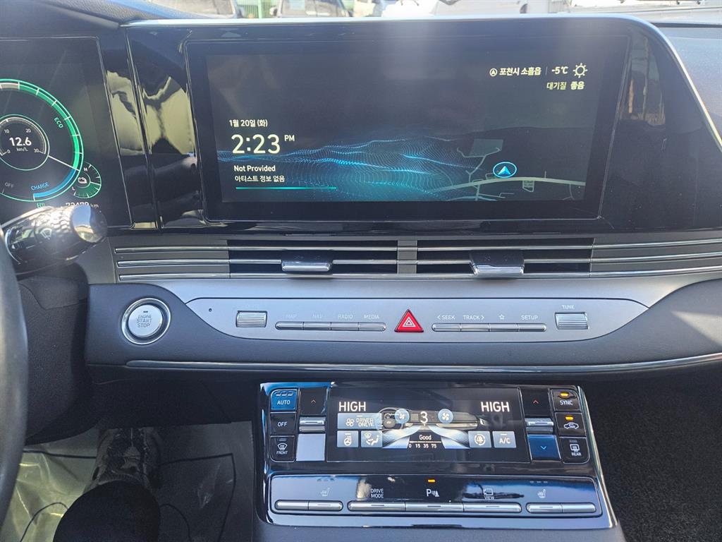 HYUNDAI Grandeur - Vista 8