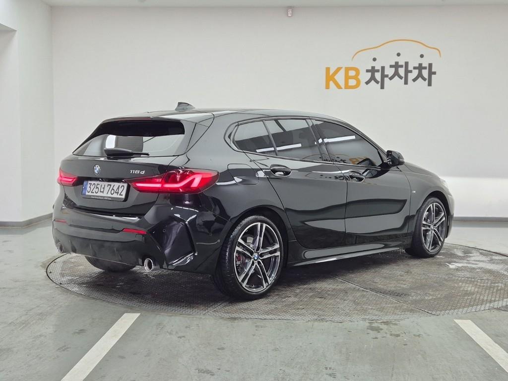 BMW 1 series - Vista 4