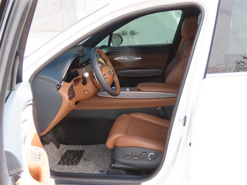 Genesis GV70 2023 Blanco - Importación desde Corea - HF Imports Iquique - Foto 13