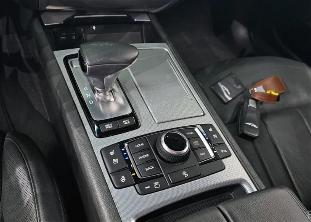 Genesis G80 - Vista 10