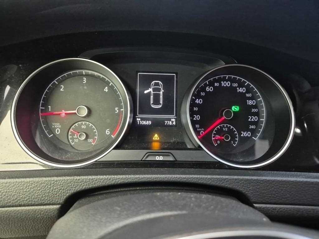 Volkswagen Golf - Vista 6