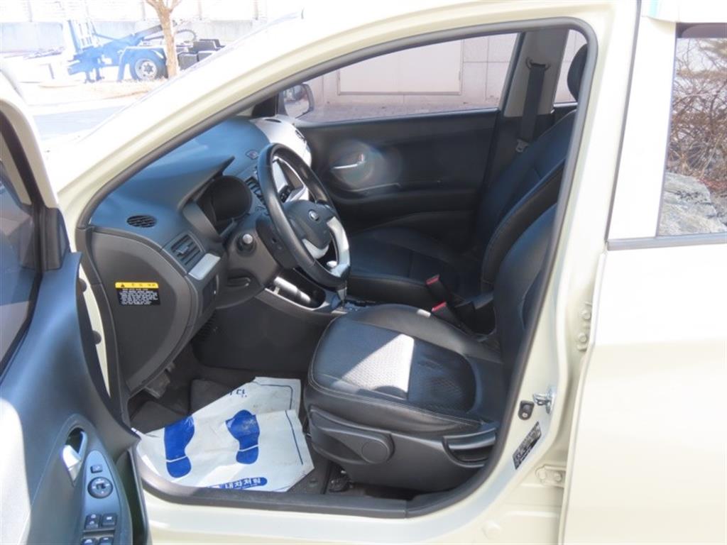 KIA Morning 2013 the color of pearl - Importación desde Corea - HF Imports Iquique - Foto 13