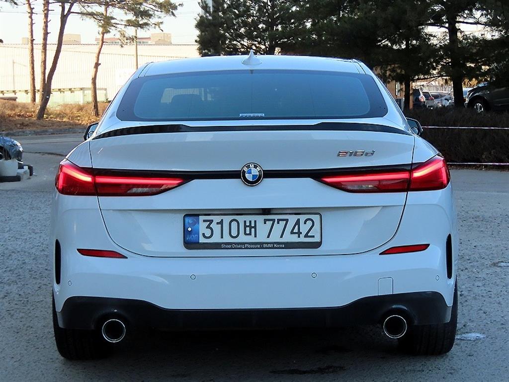 BMW 2 series - Vista 4