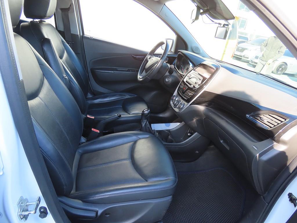 Chevrolet Spark - Vista 6