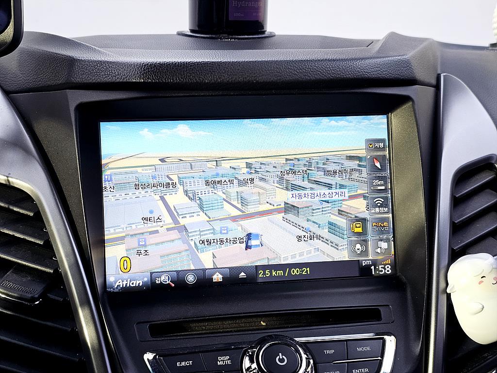 Ssangyong Korando - Vista 12