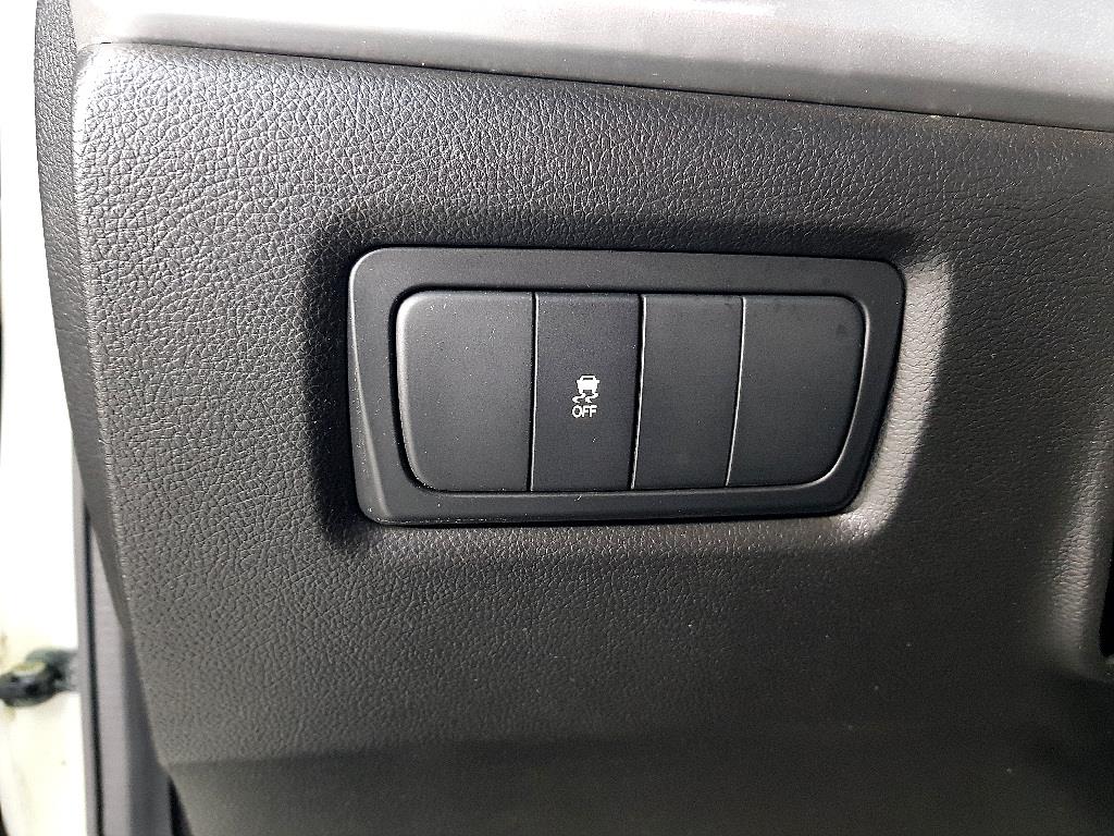 Ssangyong Korando - Vista 12