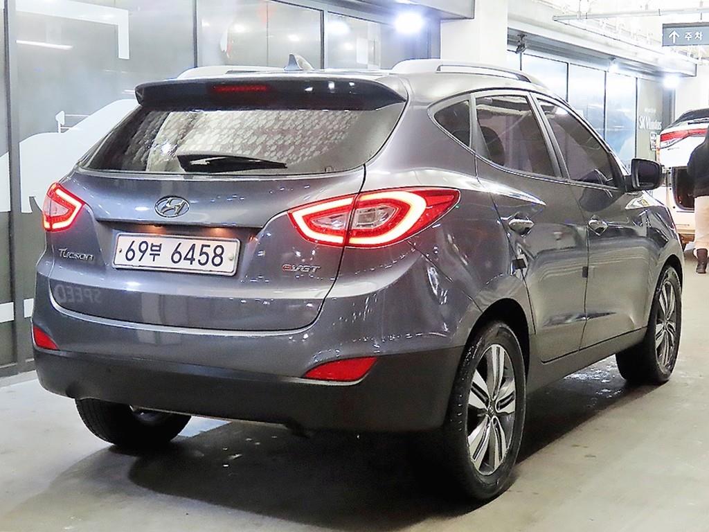 HYUNDAI Tucson - Vista 4