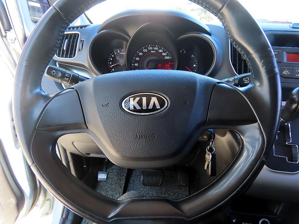 KIA Ray - Vista 8