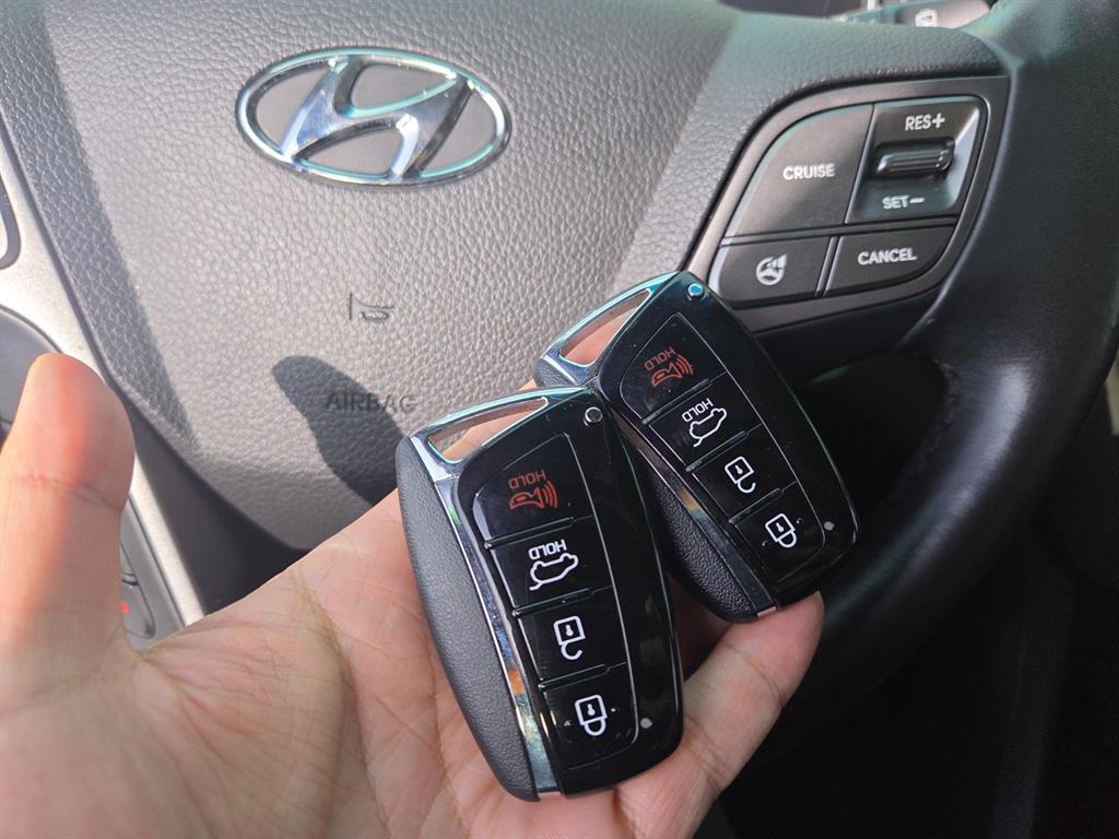 HYUNDAI Santa Fe - Vista 12