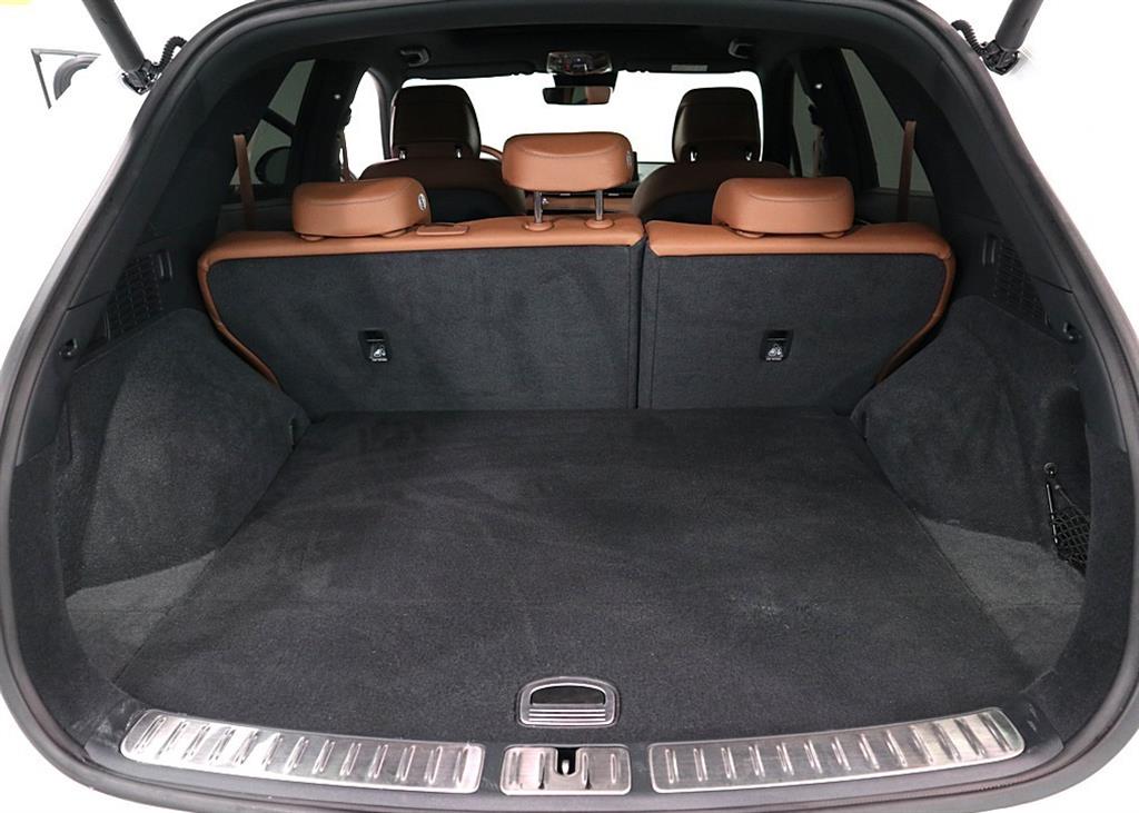 Genesis GV70 2024 Blanco - Importación desde Corea - HF Imports Iquique - Foto 18