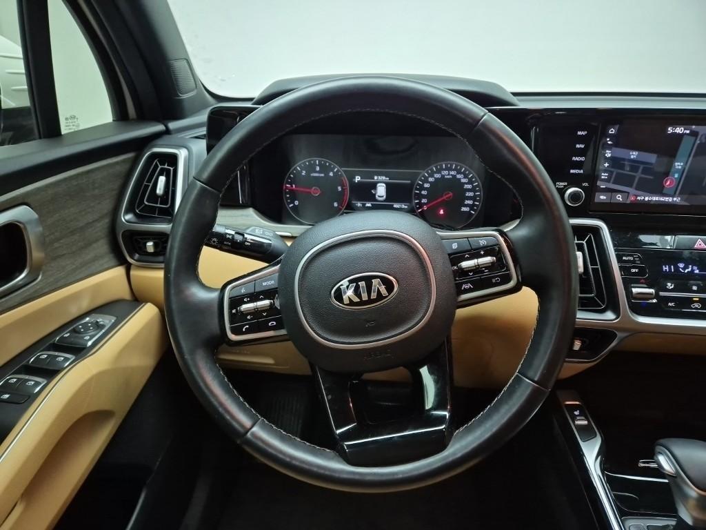 KIA Sorento - Vista 8