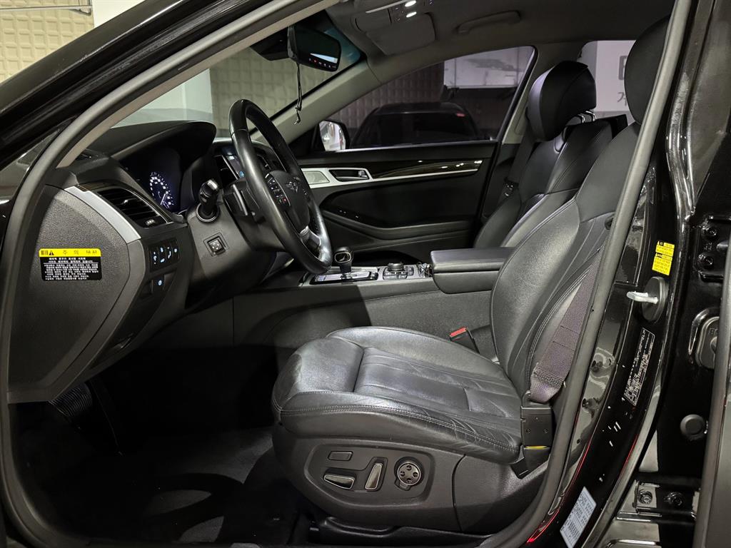 Genesis G80 - Vista 6