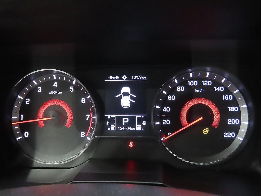 Ssangyong Tivoli - Vista 11